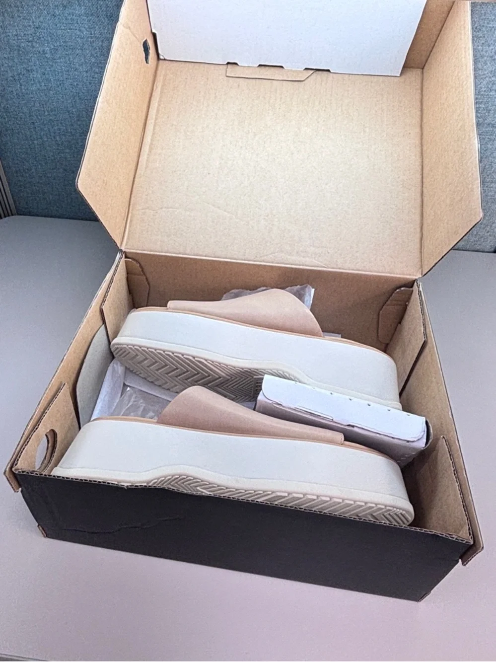 NWT Sorel Women's Sz 11 Dayspring Slide Platform Sandals in Honest Beige/Chalk - Picture 5 of 11